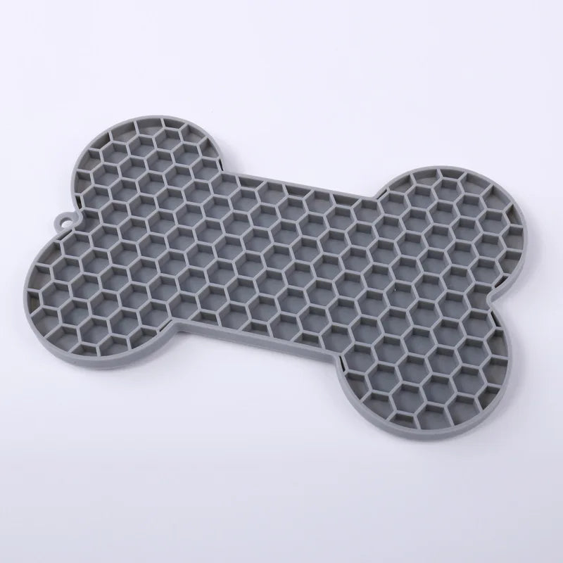 Pet Supplies Silicone Pet Licking Mat Cat Anti-choking With Slow Food Bowl Puppy Bath Distracted Licking Plate Cutlery